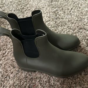 Hunter Green Rain Boots